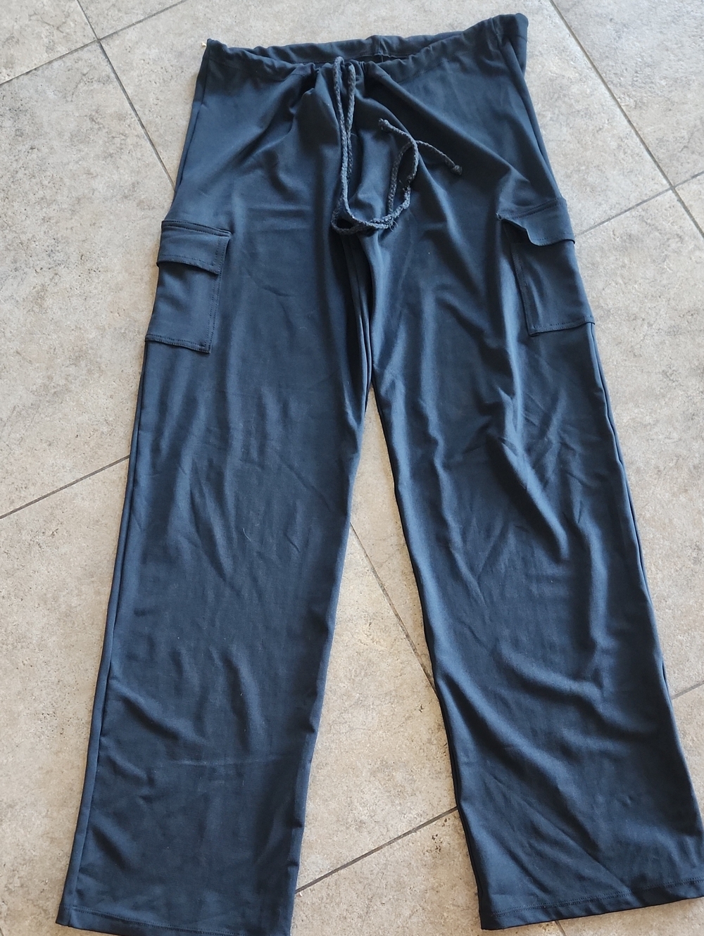 Wide Leg Drawstring Cargo Pants in Black